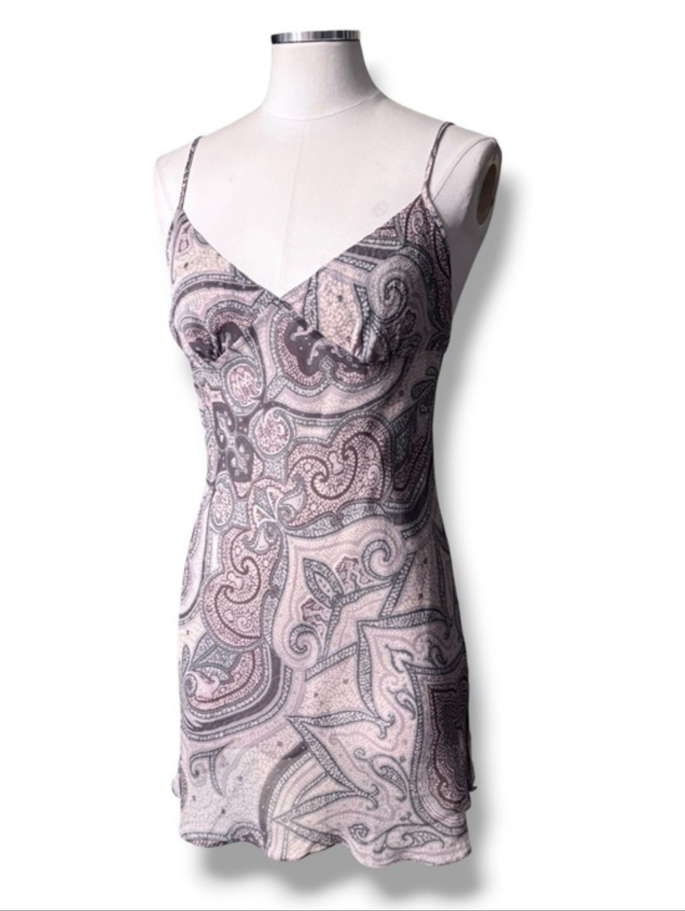 VICTORIA’S SECRET Pink & Grey Paisley Slip Mini Dress Size Medium VINTAGE